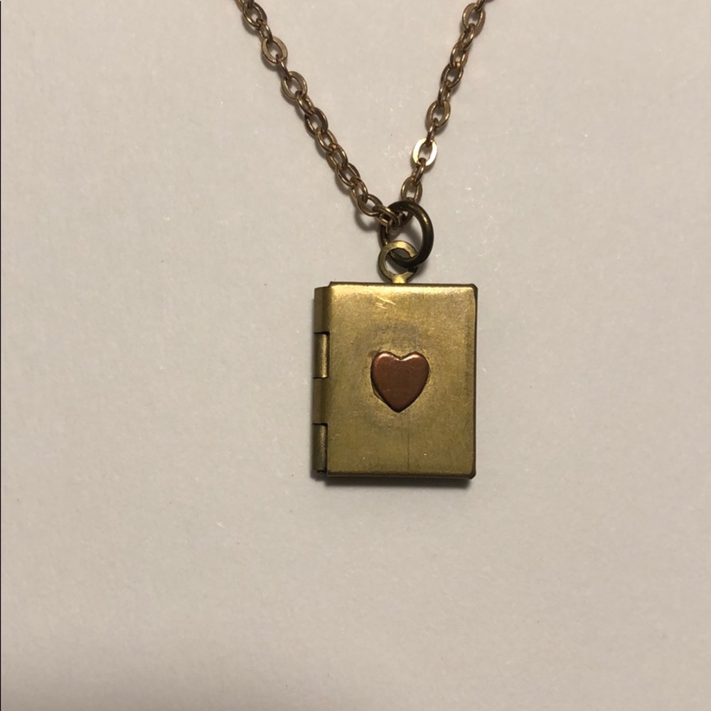 Valentine's Heart Locket Notebook Paper Message